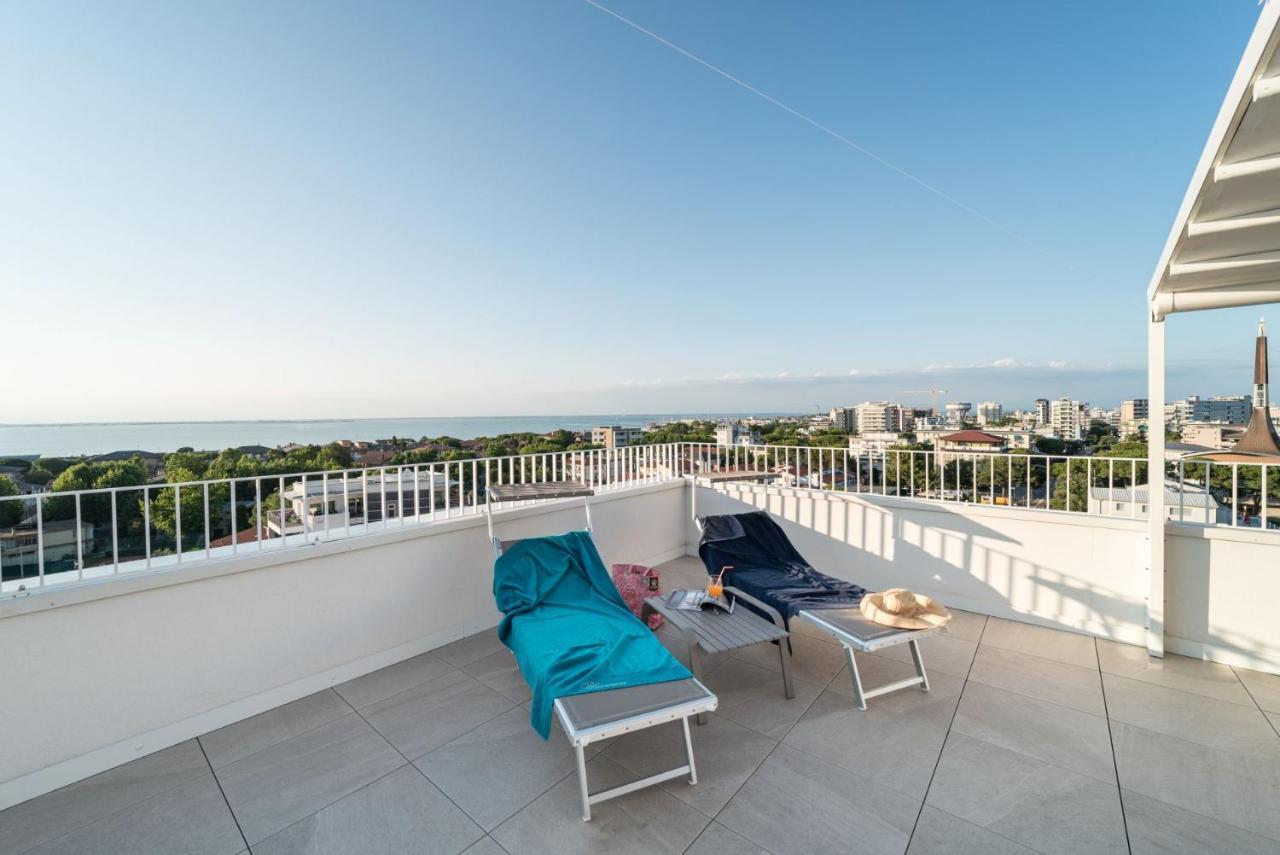 Appartamenti Torre Bianca Lignano Sabbiadoro Exterior foto